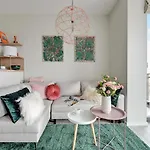 Grano Flats - Garden Gates Centre 아파트