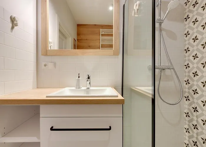 Grano Flats - Garden Gates Centre